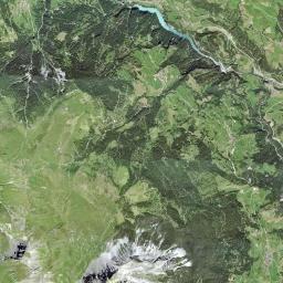 Tiefencastel Satellite Map