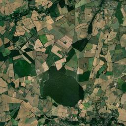 Latillé Satellite Map