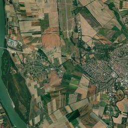 Kalocsa Satellite Map