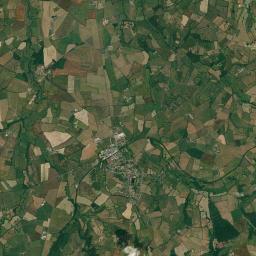 Villefranche-d’Allier Satellite Map