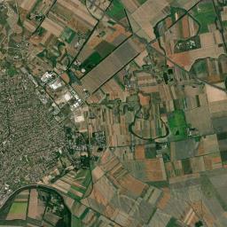 Makó Satellite Map