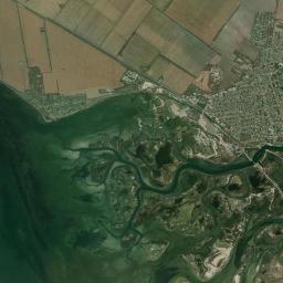 Heniches’k Satellite Map