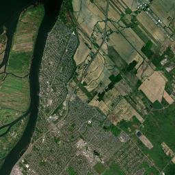Boucherville Satellite Map