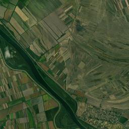 Taraš Satellite Map