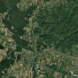 Lužani Satellite Map