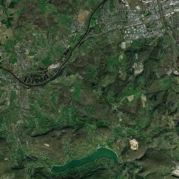 Saint-Pantaléon-de-Larche Satellite Map