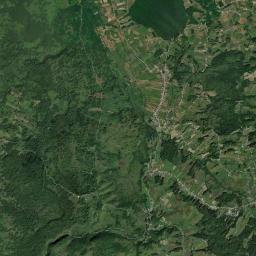 Tržačka Raštela Satellite Map