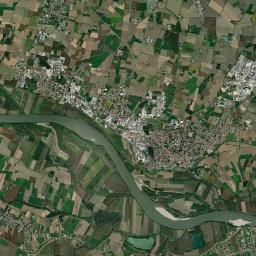 Viadana Satellite Map