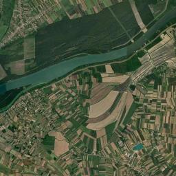Kupinovo Satellite Map