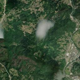 Maglaj Satellite Map