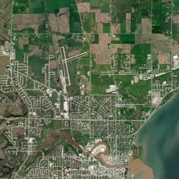 1010 South 8th Street, Manitowoc, WI Satellite Map