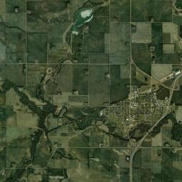 Madelia Satellite Map