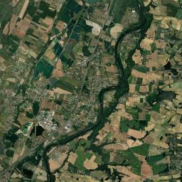 Longages Satellite Map