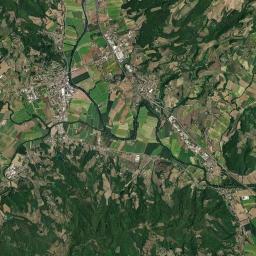 Trestina Satellite Map