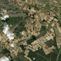 Castrejón de la Peña Satellite Map