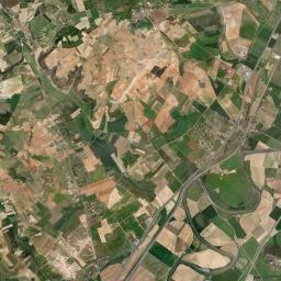 Cubillas de Santa Marta Satellite Map