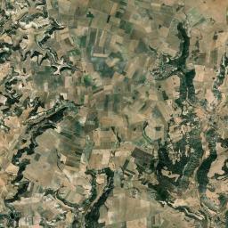 Piñel de Arriba Satellite Map