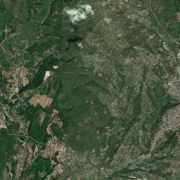 Isernia Satellite Map