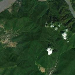 Mamrux Satellite Map