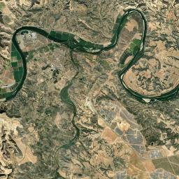 Escatrón Satellite Map