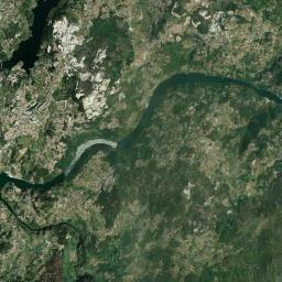 Alpendurada Satellite Map