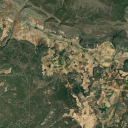 Luzaga Satellite Map