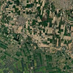 Pélla Satellite Map