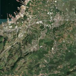 Altınova Satellite Map