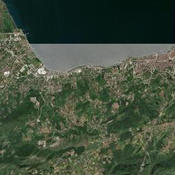 Karamürsel Satellite Map
