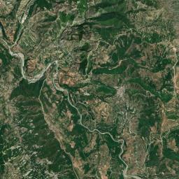 Poliçan Satellite Map