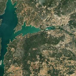 Pareja Satellite Map