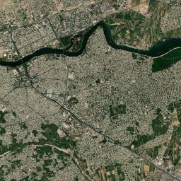 Khŭjand Satellite Map