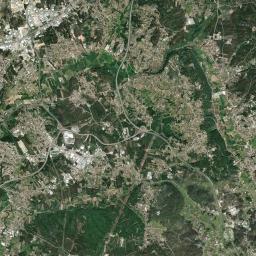 Caranguejeira Satellite Map