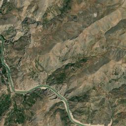 Kemaliye Satellite Map