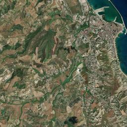 Crotone Satellite Map