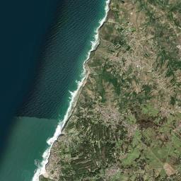Azenhas do Mar Satellite Map