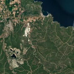 Mantoúdi Satellite Map