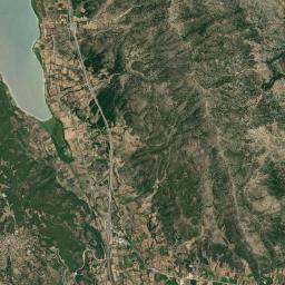 Fyteíes Satellite Map