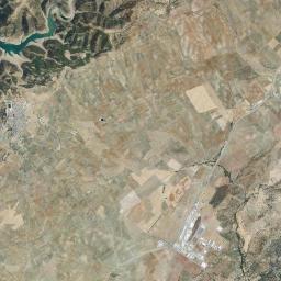 Baños de la Encina Satellite Map