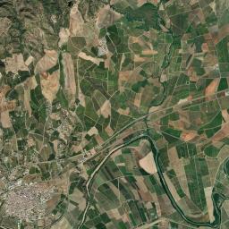 Lora del Río Satellite Map