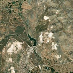Karamanlı Satellite Map