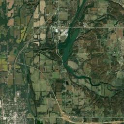 220-236 Willow Avenue, Baxter Springs, KS Satellite Map