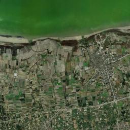 Bandar-e Gaz Satellite Map