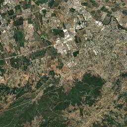 Khemis el Khechna Satellite Map