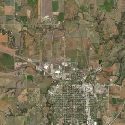 Chickasha Satellite Map