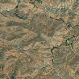 Kutah Darreh Satellite Map
