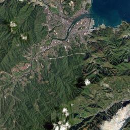 Usuki Satellite Map