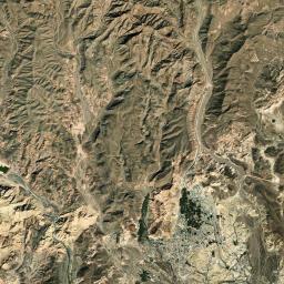 Bazmān Satellite Map