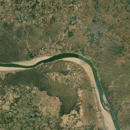 Pinahat Satellite Map