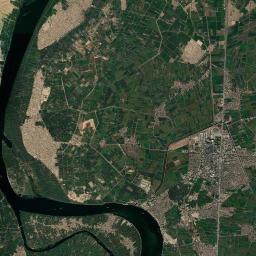 Kawm Umbū Satellite Map